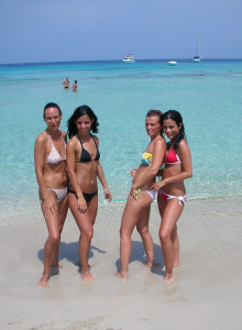 Hairy beaver Rosalyn gf and her bikini girlfriends
