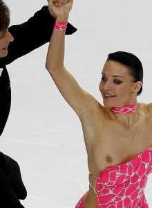 Ekaterina Rubleva figure skating dance with nipple slip