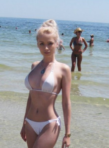 Busty blonde gf in white bikini